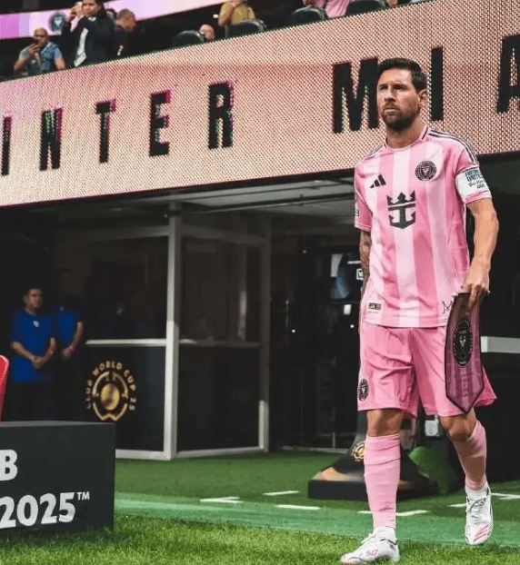 开云体育在线-梅西难敌利物浦猛将，欧冠冠军之路崭露头角