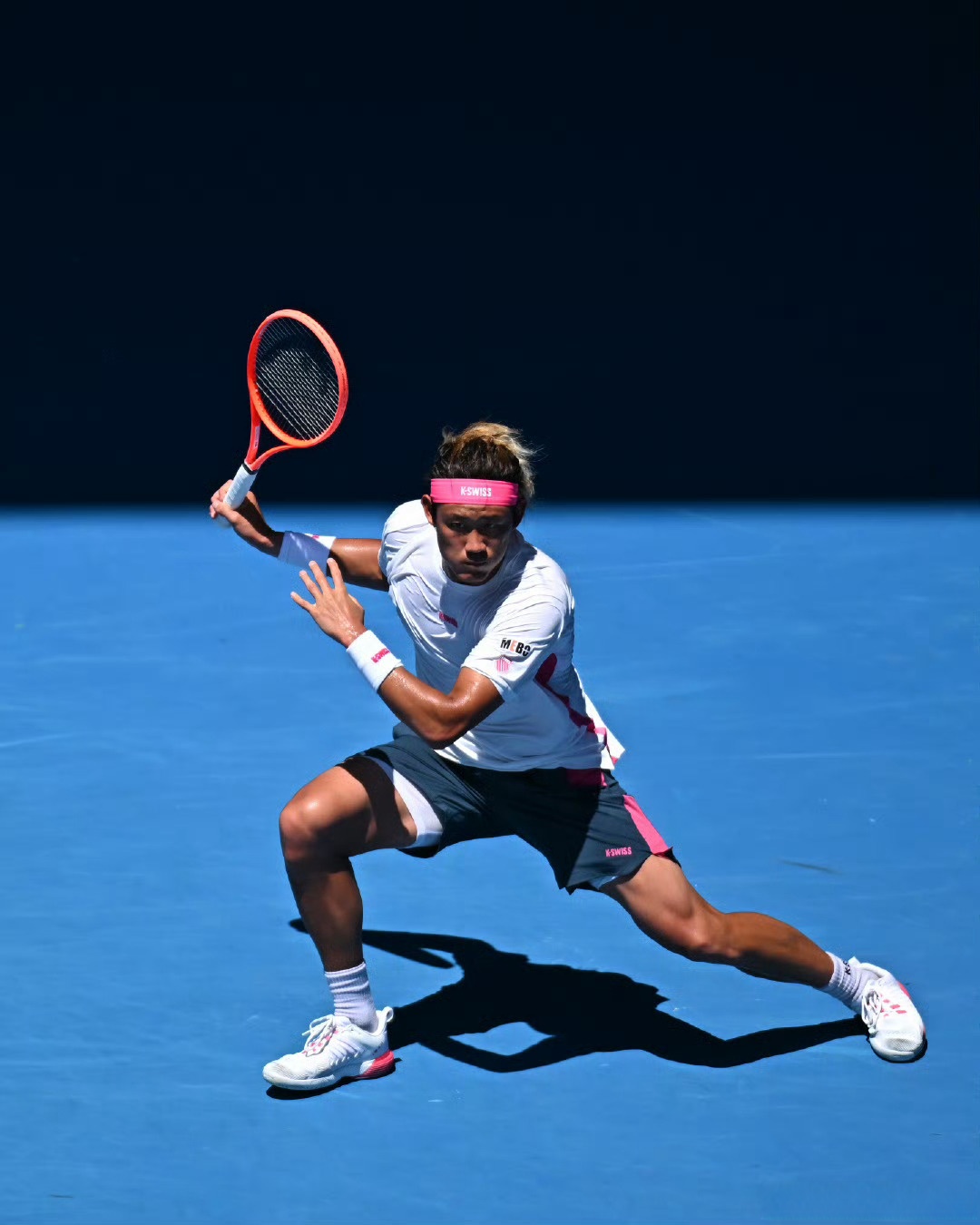 开云体育入口-澳洲顶尖球队在比赛中展现出色表现